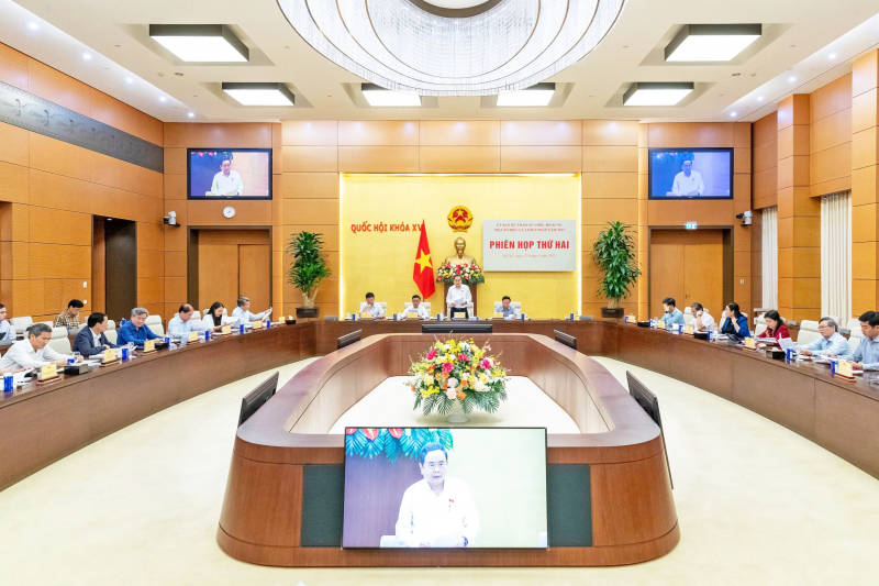 đb.jpg -0