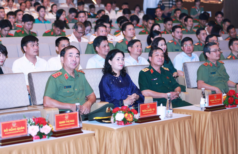 ពិធីបិទ និងប្រគល់រង្វាន់ មហោស្រពសិល្បៈសន្តិសុខសាធារណៈលើកទី១៣ ឆ្នាំ២០២៥ -០
