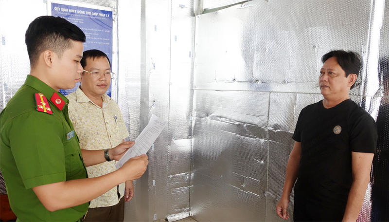 Khởi tố 63 đối tượng liên quan sới bạc tại Chợ Mới -1