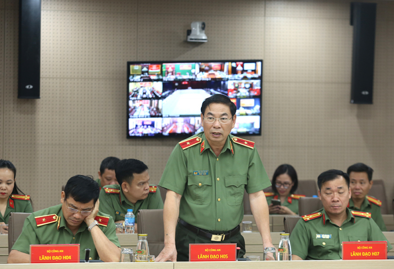 Tiếp tục đẩy nhanh tiến độ giải ngân các nguồn vốn, kinh phí năm 2025 -0