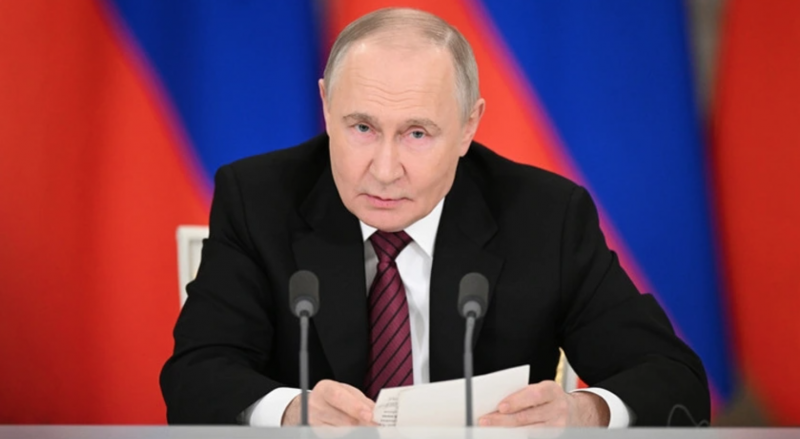 Ông Putin lệnh lập vùng đệm an ninh, bác tin đàm phán với Ukraine tại Vatican -0