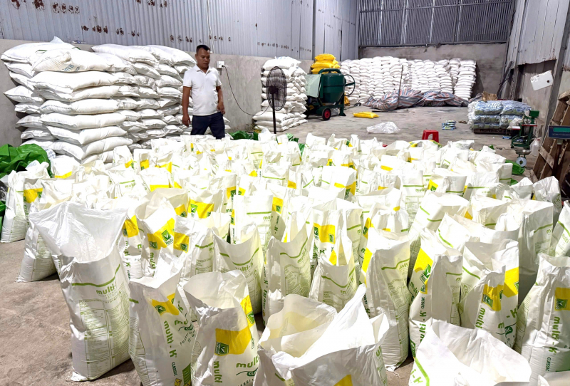 Phát hiện công ty có dấu hiệu sản xuất buôn bán phân bón giả -0