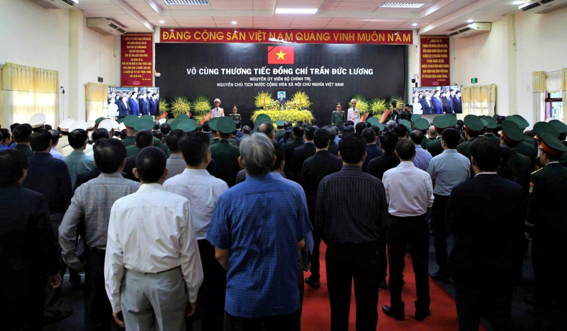 Cử hành trọng thể Lễ truy điệu nguyên Chủ tịch nước Trần Đức Lương tại Quảng Ngãi -0