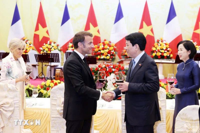 Chủ tịch nước Lương Cường chủ trì chiêu đãi cấp Nhà nước Tổng thống Pháp -0