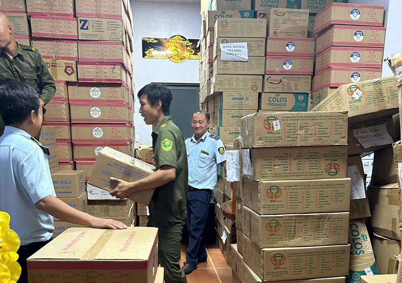 Lực lượng QLTT địa phương tăng cường xử lý vi phạm -0