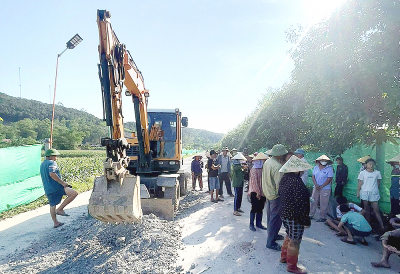 Nhận diện âm mưu lôi kéo tụ tập đông người để vô cớ cản trở thi công dự án -0