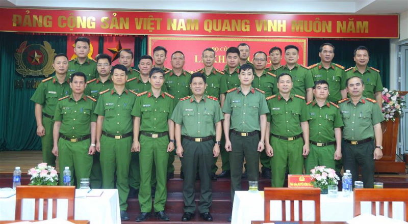 Tập huấn công tác ứng phó biến đổi khí hậu phòng chống thiên tai cho Công an xã -0