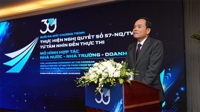 Nestlé Việt Nam ký kết hợp tác với ĐH Quốc gia TP.Hồ Chí Minh thực thi mô hình “3 nhà” -0