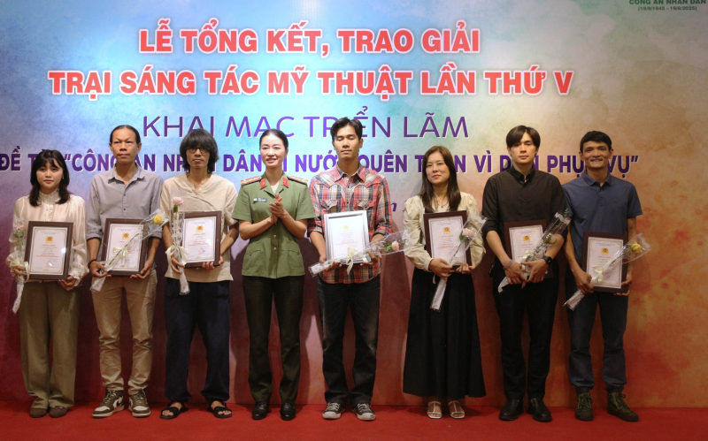 Triển lãm và trao giải Trại sáng tác mỹ thuật lần thứ 5 về đề tài CAND -0