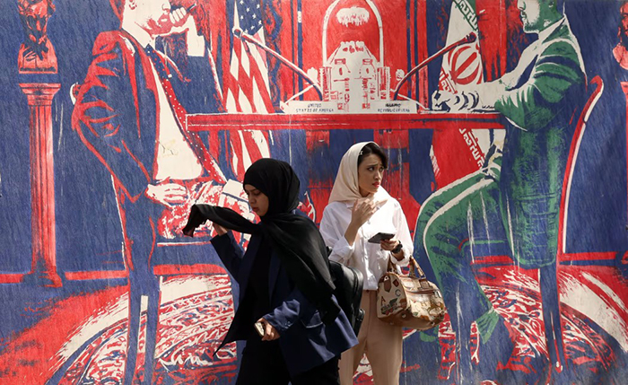 Đàm phán hạt nhân Mỹ - Iran: Cánh cửa khép hờ -0