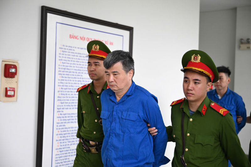 Lời khai của cựu Phó Vụ trưởng Bộ Công thương về việc từng được nữ đại gia khoe sổ đỏ và tặng nhà -0