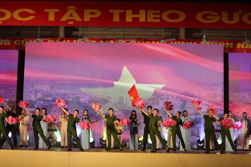 Đồng tâm hiệp lực hoàn thành nhiệm vụ diễu binh, diễu hành kỷ niệm 80 năm Quốc khánh -0