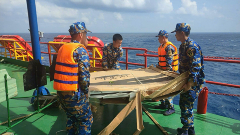 15 bàn bóng bàn đến với Trường Sa - nhịp cầu yêu thương từ đất liền ra đảo xa -0
