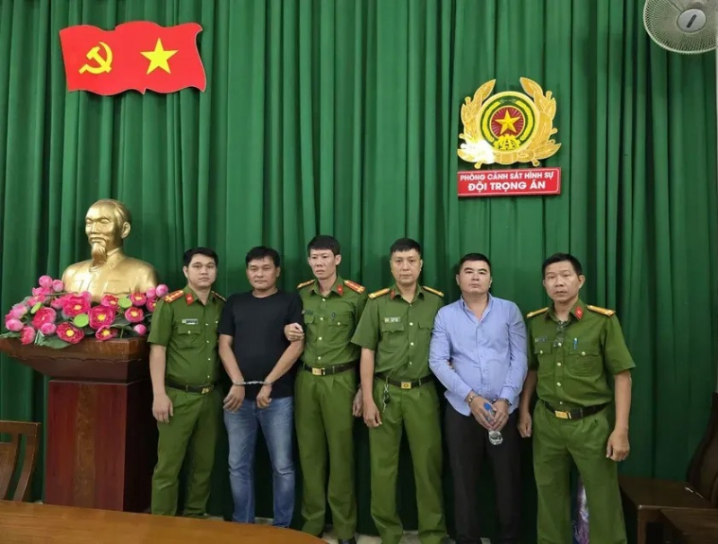 Công an TP Hồ Chí Minh truy nã Vũ “mụn” trong vụ giang hỗn chiến tại tiệc cưới  -1