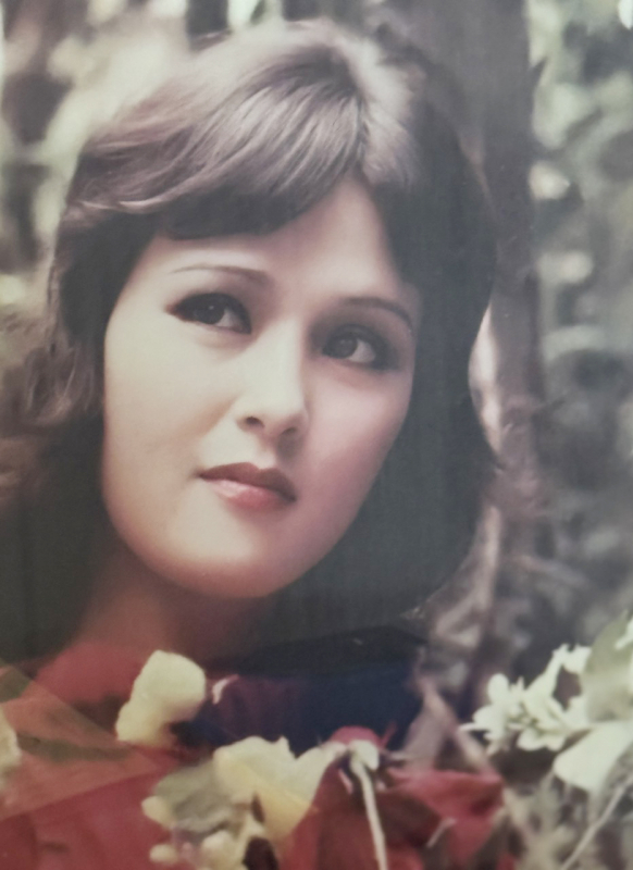 NSND Hoàng Cúc: Dù mai tận thế thì đêm nay sen vẫn gieo trồng -0