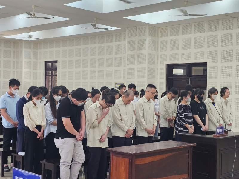 Trục xuất ông trùm đường dây 