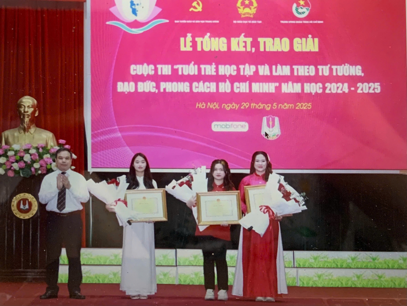 Trao giải cuộc thi 'Tuổi trẻ học tập và làm theo tư tưởng, đạo đức, phong cách Hồ Chí Minh' năm 2024 - 2025 -0