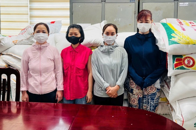 Khởi tố 4 đối tượng sản xuẩn, buôn bán hàng chục tấn gạo ST 25 giả -0