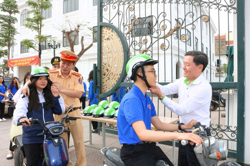 Phòng ngừa thanh, thiếu niên vi phạm, gây tai nạn giao thông -0