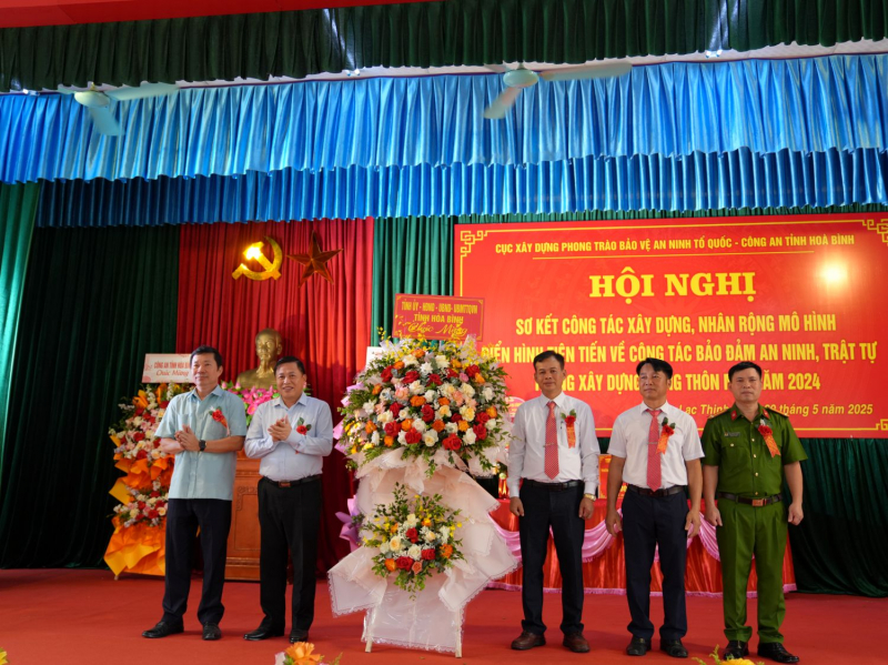 Góp phần thúc đẩy kinh tế nông thôn, đảm bảo an ninh, an toàn, cuộc sống bình yên của người dân -0