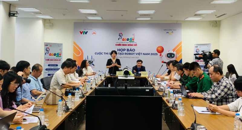 62 đội tranh tài tại cuộc thi Sáng tạo Robot Việt Nam 2025 -0