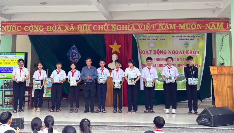 quy rung 2-ngoc thi.jpg -0