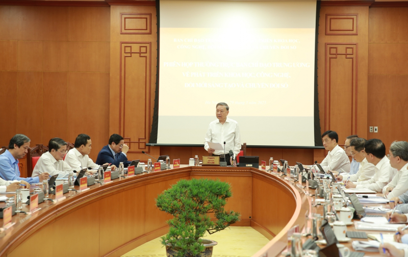 Không có quốc gia nào hùng cường nếu như khoa học công nghệ yếu kém. -0