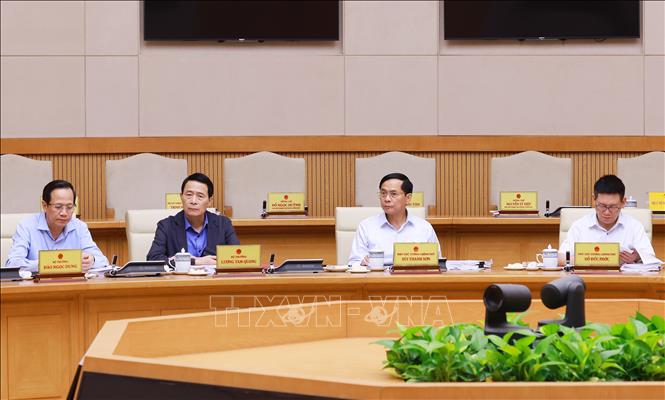 Thủ tướng: Phân cấp, phân quyền để 'địa phương quyết, địa phương làm, địa phương chịu trách nhiệm' -0