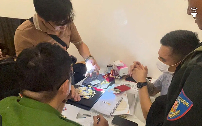 Sập bẫy lừa vì “muốn lãi nhanh, an toàn tuyệt đối” -0