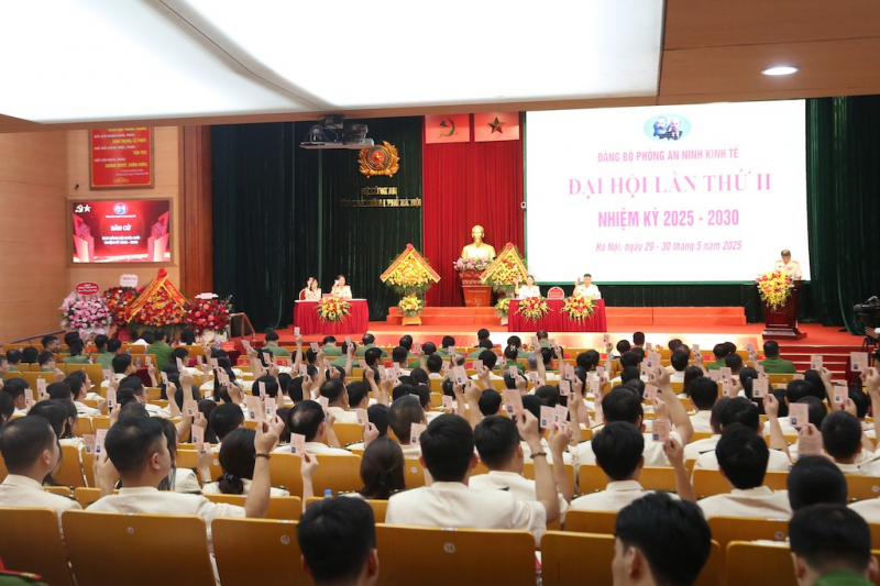 Tạo môi trường thuận lợi phát triển kinh tế - xã hội của Thủ đô -1