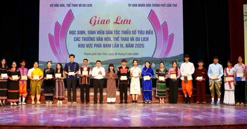 Giao lưu học sinh, sinh viên dân tộc thiểu số tiêu biểu khu vực phía Nam năm 2025 -0