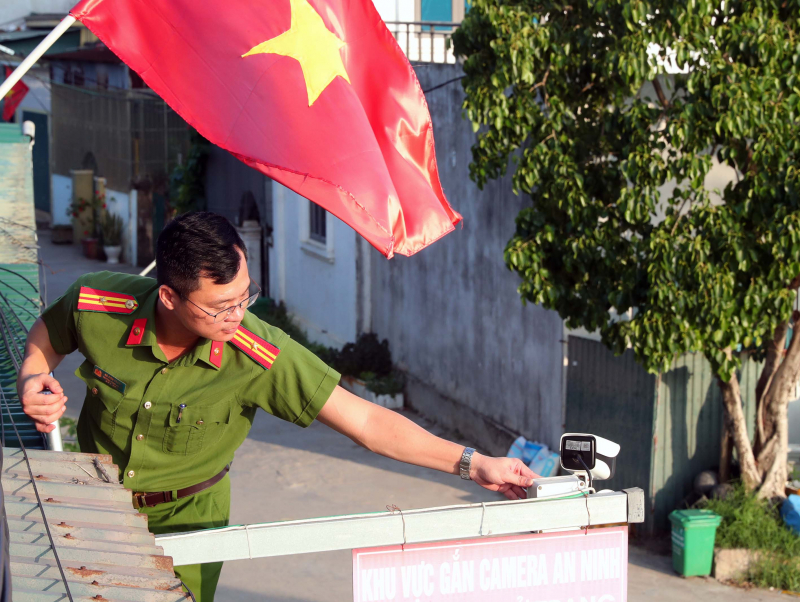 80 năm Công an nhân dân: Điểm tựa nơi miền chân sóng -2
