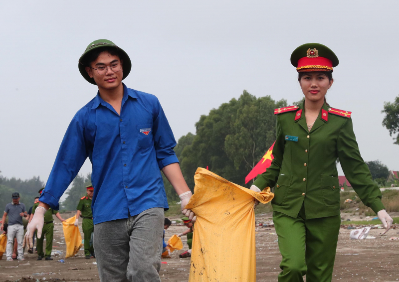 80 năm Công an nhân dân: Điểm tựa nơi miền chân sóng -0