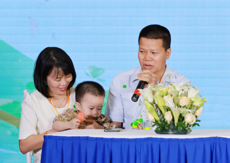 សុបិនចង់បានកូនរបស់គូស្វាមីភរិយាគ្មានកូនក្រីក្រជិត ៧០នាក់ -0