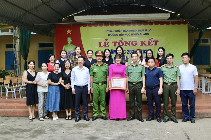“Tôi chỉ có một ước nguyện cứu người” -0