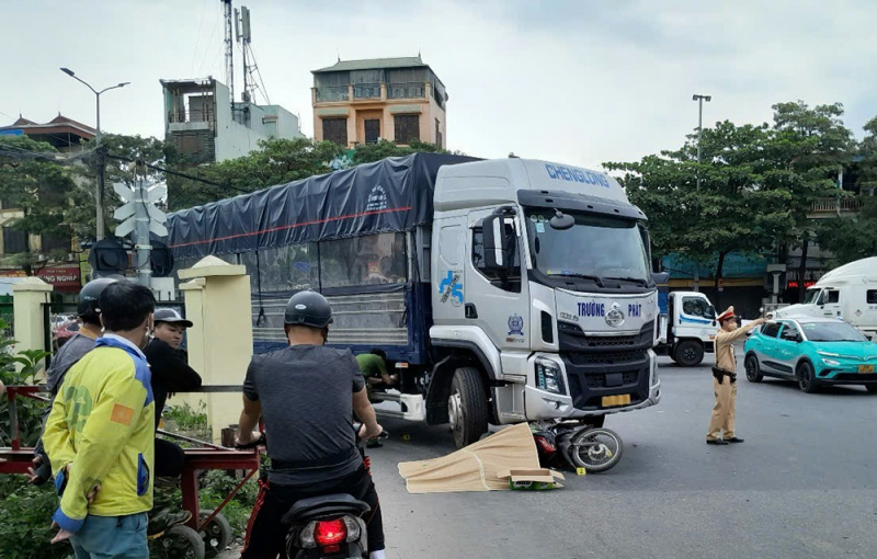 1b5b7a12-805a-4e4c-82ec-4ec043c7be69.jpg -0