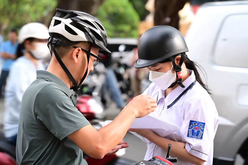 Công an hỗ trợ gần 26 nghìn thí sinh Hải Phòng bước vào kỳ tuyển sinh lớp 10 THPT  -0