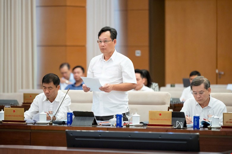 Chủ tịch Quốc hội: Tính toán xử lý tài sản, tránh lãng phí trong sắp xếp hệ thống toà án -0