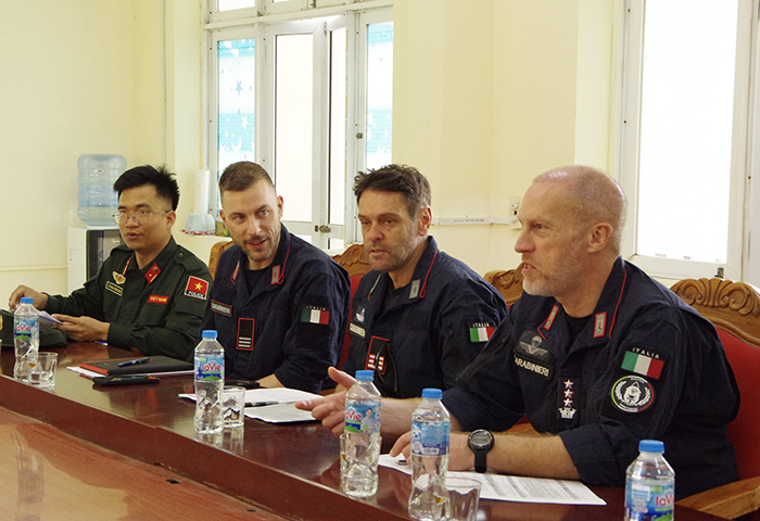 Bài 2: Đẩy mạnh hợp tác quốc tế -0