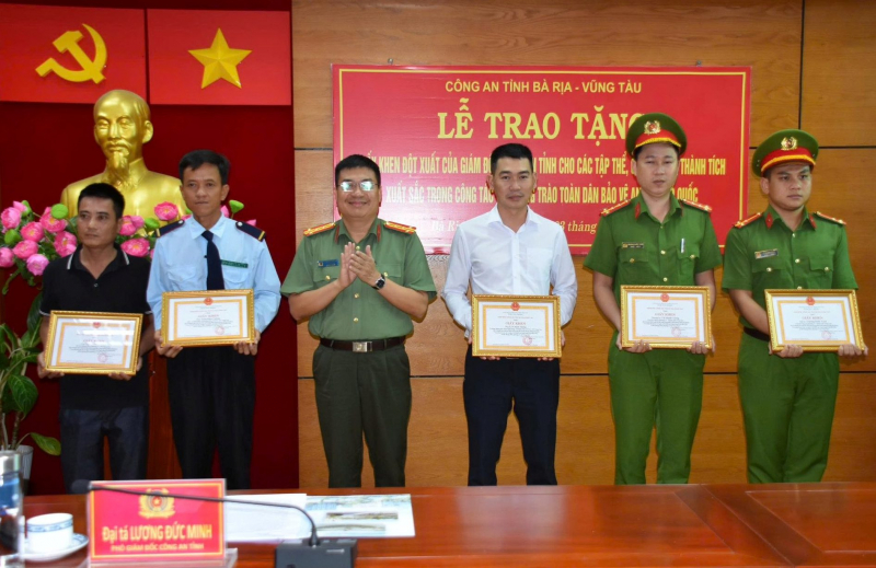 Công an tỉnh Bà Rịa-Vũng Tàu khen thưởng tập thể, cá nhân xuất sắc trong phòng chống tội phạm -0