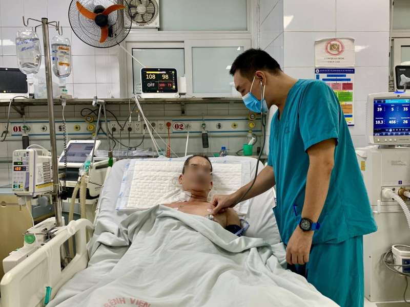 Cứu sống người đàn ông bị ngừng tim do nhồi máu cơ tim cấp -0
