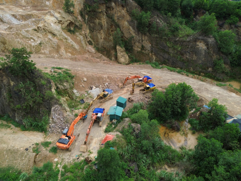 Cận cảnh mỏ đất khiến Tuấn “thần đèn” và nhiều đối tượng vướng lao lý