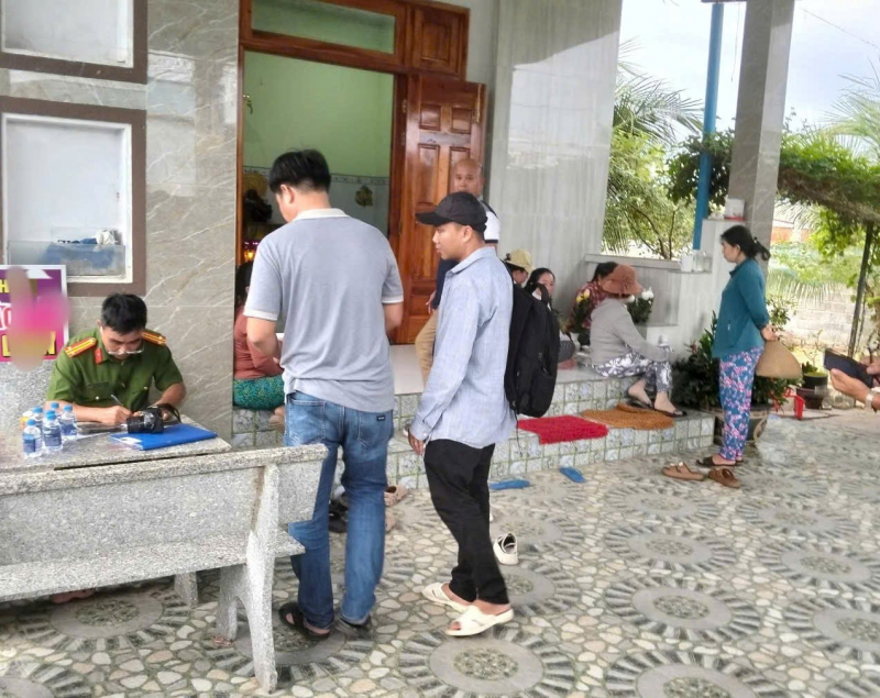 Bắt giữ kẻ bạo hành bé gái 3 tuổi, con riêng của vợ hờ, tử vong -0