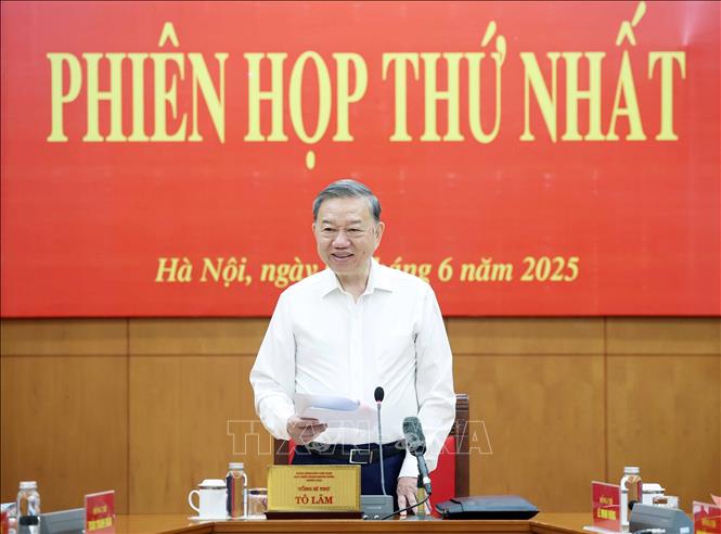Tổng Bí thư Tô Lâm: Công tác hoàn thiện thể chế pháp luật phải mở đường cho kiến tạo phát triển -0