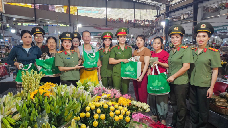 Lễ phát động Tháng hành động vì môi trường năm 2025 -0