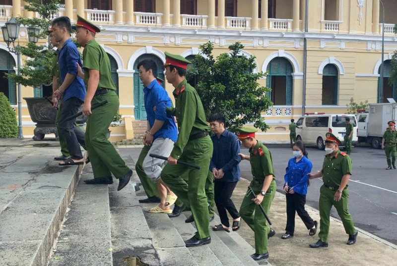 Xét xử đường dây mua bán ma túy