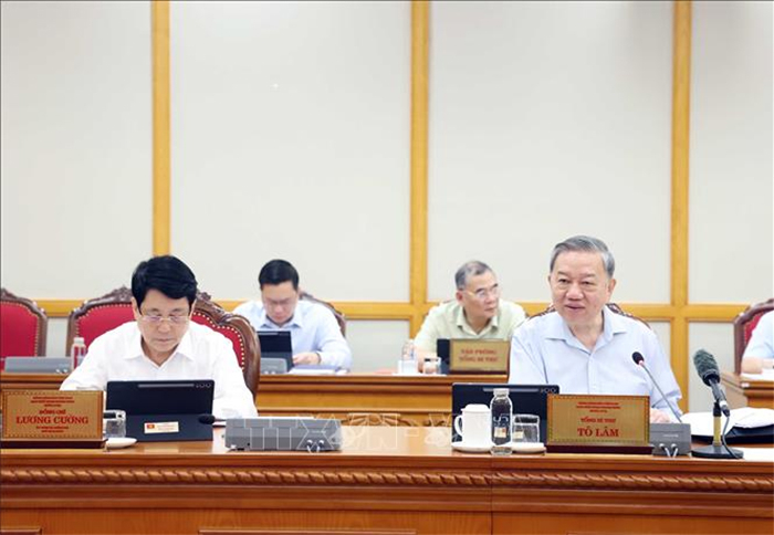 Tổng Bí thư: Bố trí, sắp xếp cán bộ đúng nguyên tắc, không để phát sinh vấn đề phức tạp nội bộ -0