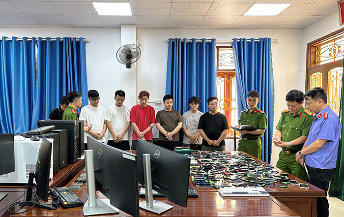 Khám phá chuyên án mua bán trái phép thông tin 3000 tài khoản ngân hàng -0