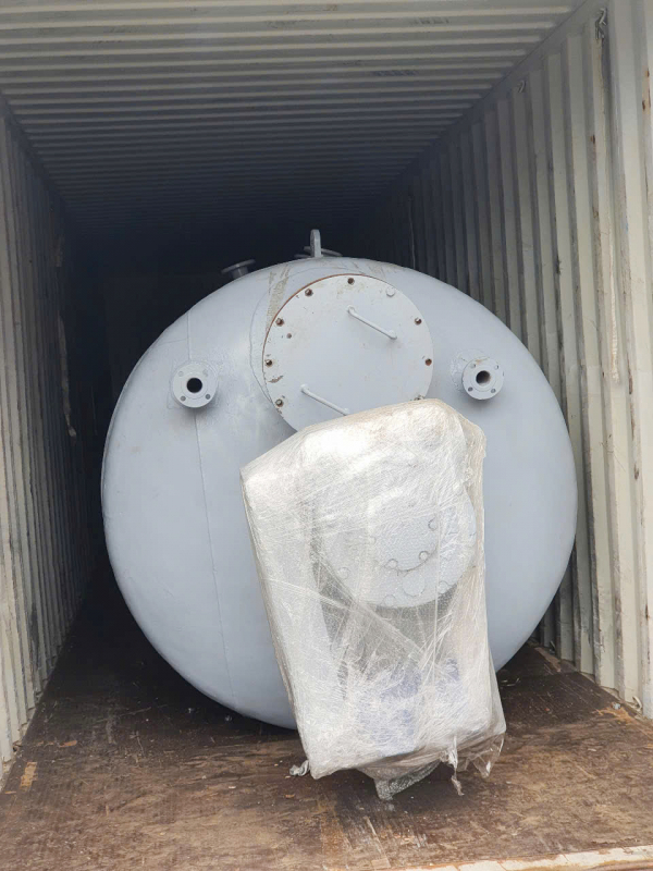 Phát hiện, bắt giữ vụ xuất lậu thuốc lá trị giá hơn 2,5 tỷ đồng và 5kg ma tuý -1