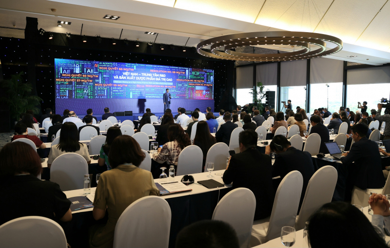 Đẩy mạnh chuyển đổi số y tế, nghiên cứu thuốc, vaccine mới -0